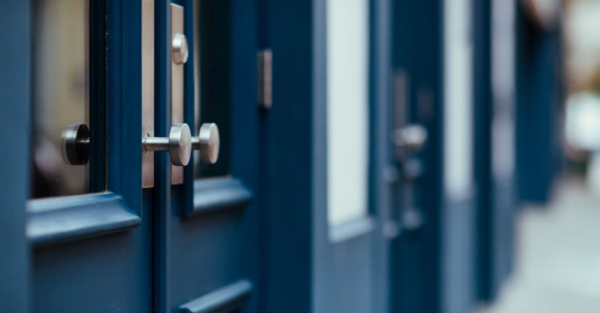 How Much Does an NYC Locksmith Cost in 2025? — Midtown Locksmith NYC Inc